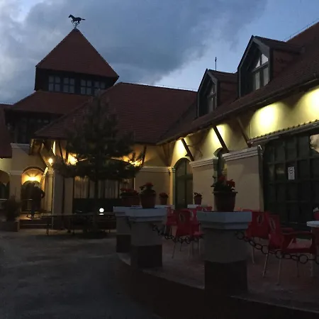 Garden Panzio 巴拉顿凯赖斯图尔